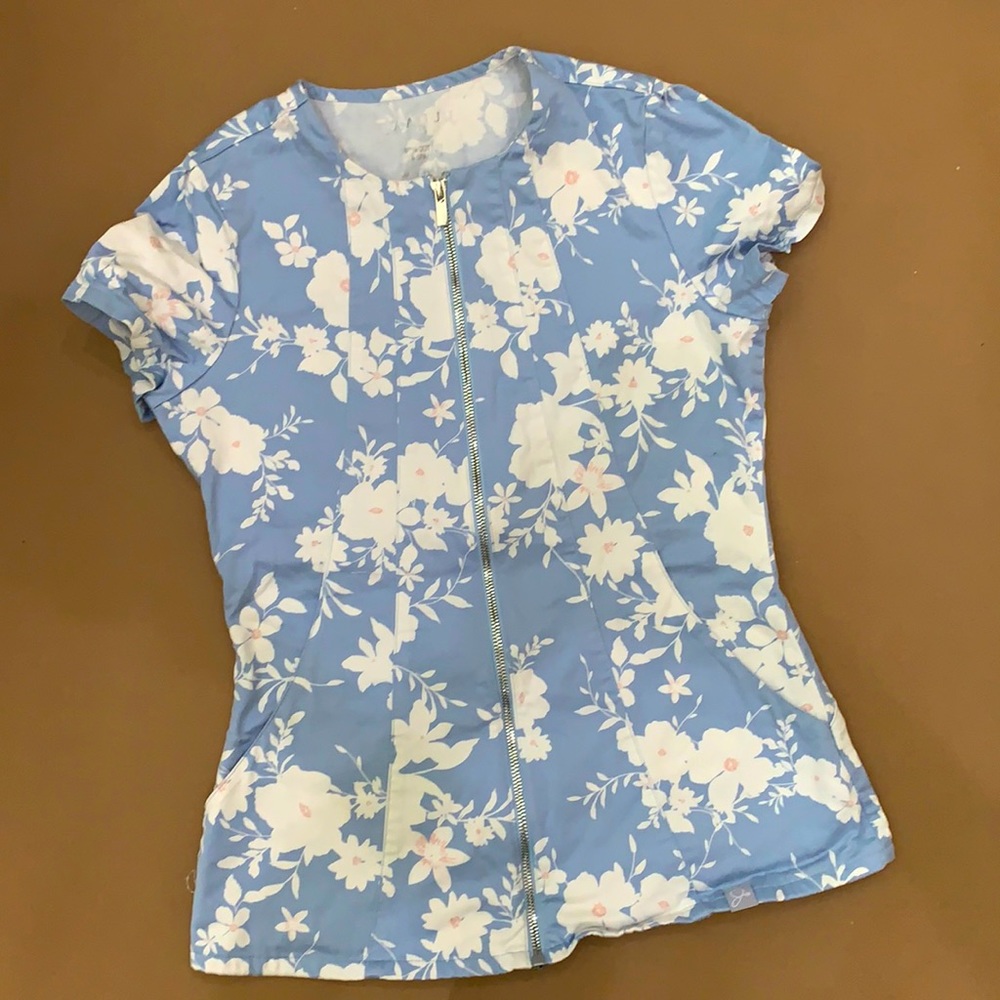 JAANUU SCRUB TOP